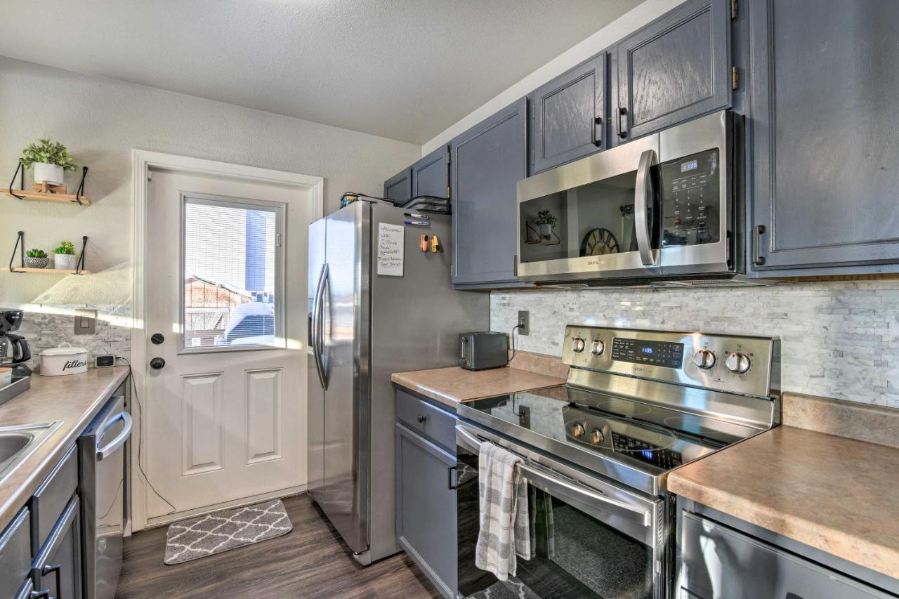 Updated Townhome Near Airport And Shopping! Anchorage Dış mekan fotoğraf